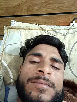 Snapshot of vkhotboy143 chatting on December 1, 5:29 pm vkhotboy143 online show from December 1, 5:29 pm