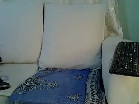 Caryyyl online show from February 6, 6:07 am