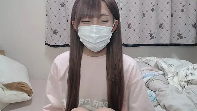 Snapshot of _hiyor_ chatting on December 15, 6:37 pm hiyor online show from December 15, 6:37 pm