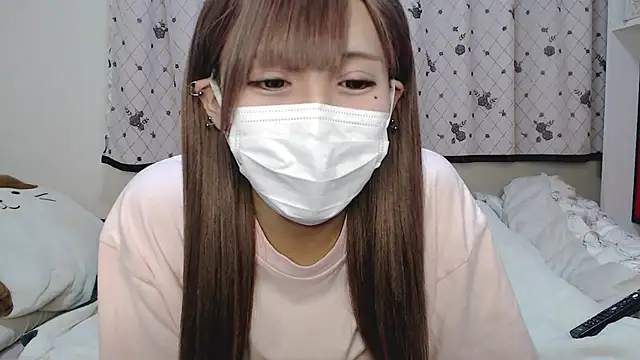 Snapshot of _hiyor_ chatting on February 15, 5:07 pm hiyor online show from February 15, 5:07 pm