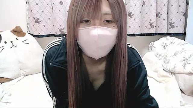 Snapshot of _hiyor_ chatting on December 19, 6:04 pm hiyor online show from December 19, 6:04 pm