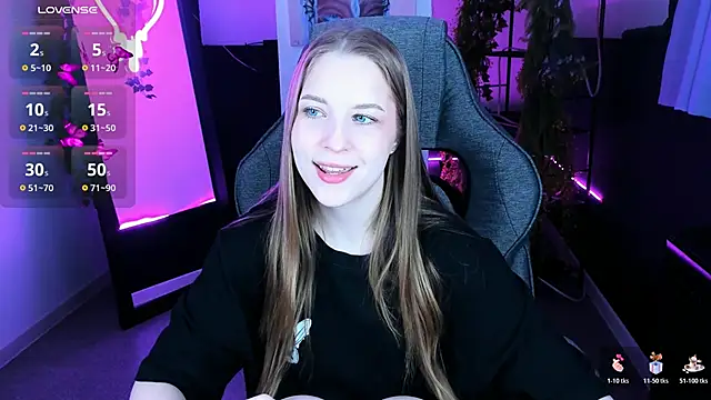 CuteMousee online show from October 18, 5:21 am