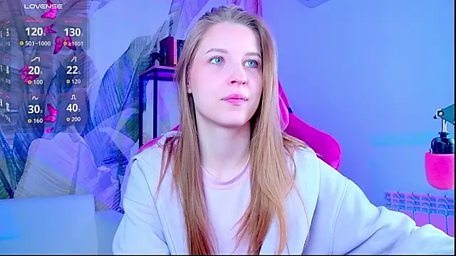 CuteMousee online show from February 24, 6:33 am