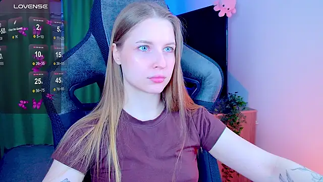 CuteMousee online show from April 17, 8:50 am