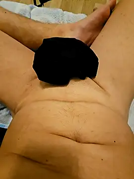 Moonbadboyss online show from March 24, 8:14 pm