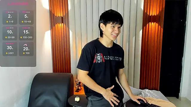 Snapshot of Ryo_kush chatting on November 2, 3:42 am Ryo kush online show from November 2, 3:42 am