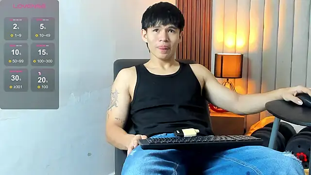 Snapshot of Ryo_kush chatting on November 27, 3:52 am Ryo kush online show from November 27, 3:52 am