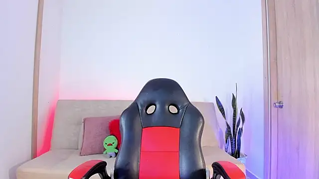 Sweetluna   online show from March 21, 5:27 pm