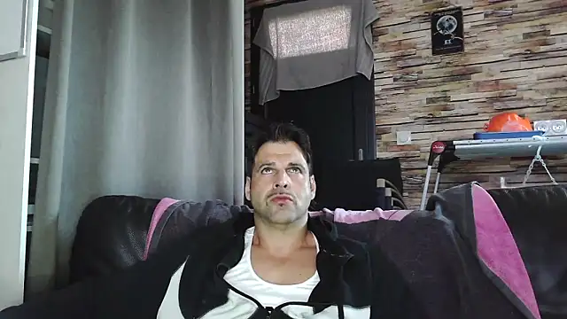 XxBigboybandxX online show from November 18, 12:20 pm