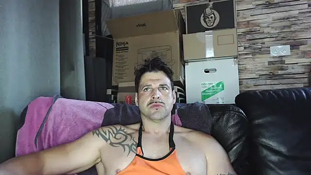 XxBigboybandxX online show from April 7, 7:42 am