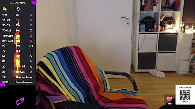 Snapshot of CDLukeLucy420 chatting on January 15, 4:11 pm CDLukeLucy420 online show from January 15, 4:11 pm