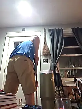 Icebearsticlese online show from April 24, 3:09 am