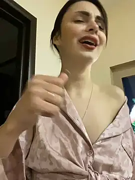 SandraCarter online show from February 9, 4:50 pm