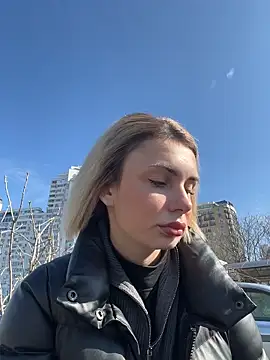 SandraCarter online show from March 8, 7:45 am