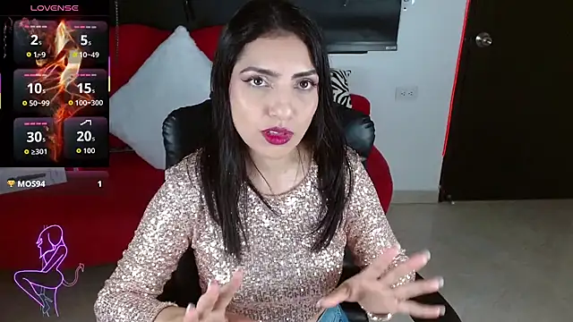 Carolaine69  online show from November 13, 2:27 pm