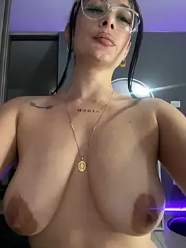 Snapshot of Libia_James chatting on January 18, 1:41 am Libia James online show from January 18, 1:41 am