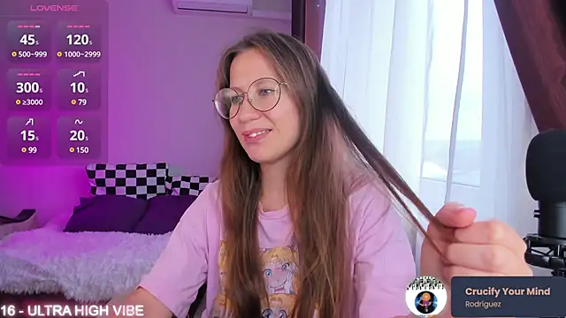 Snapshot of ms_allison_w chatting on February 3, 10:14 am ms allison w online show from February 3, 10:14 am