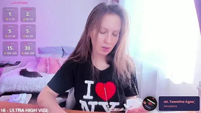 Snapshot of ms_allison_w chatting on February 26, 11:41 am ms allison w online show from February 26, 11:41 am