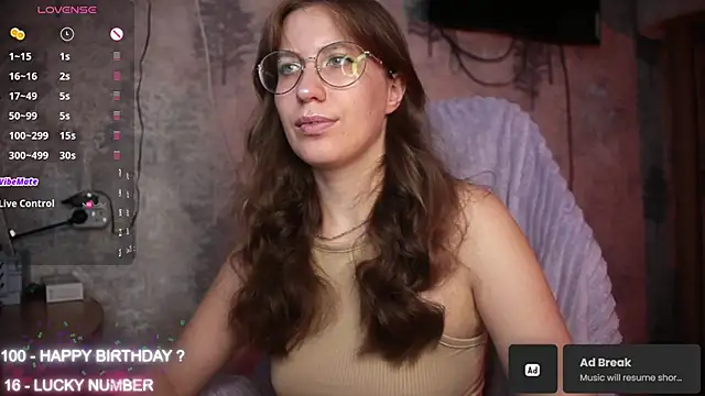 Snapshot of ms_allison_w chatting on October 27, 12:53 pm ms allison w online show from October 27, 12:53 pm