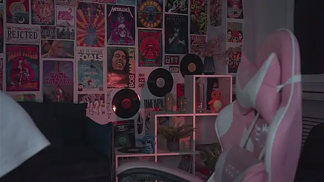 Lana  May online show from March 15, 11:29 am