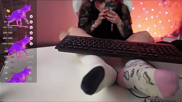 Lana  May online show from March 22, 2:36 pm