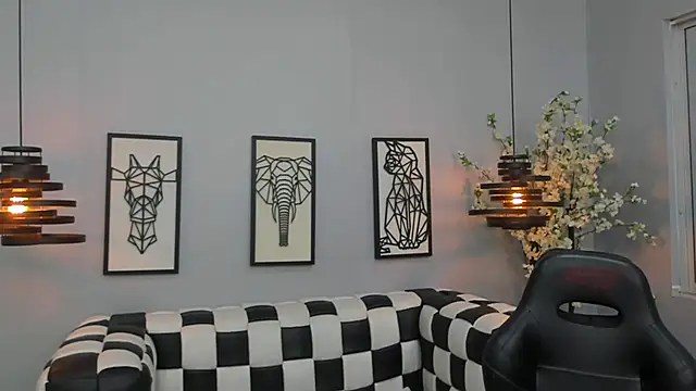 Snapshot of SARAFOXX_ chatting on January 30, 11:44 am SARAFOXX online show from January 30, 11:44 am