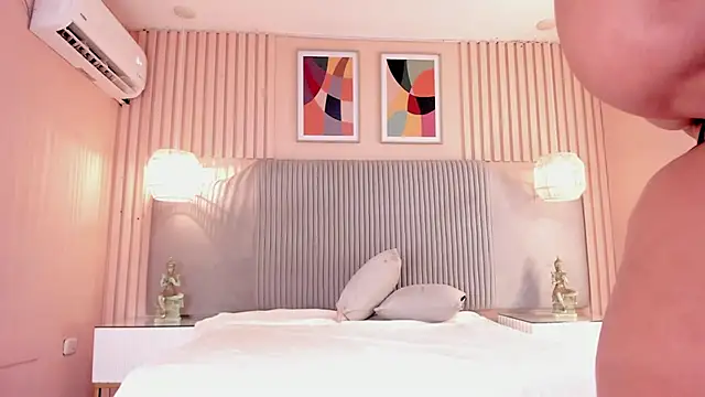 Snapshot of samyriverss chatting on September 23, 3:09 am samyriverss online show from September 23, 3:09 am