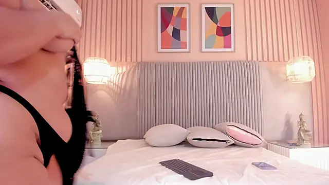 Snapshot of samyriverss chatting on October 1, 1:55 am samyriverss online show from October 1, 1:55 am