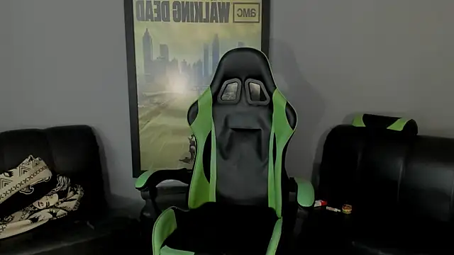 Snapshot of jamesinked_ chatting on January 24, 4:06 pm jamesinked online show from January 24, 4:06 pm