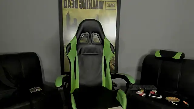 Snapshot of jamesinked_ chatting on February 3, 2:14 am jamesinked online show from February 3, 2:14 am