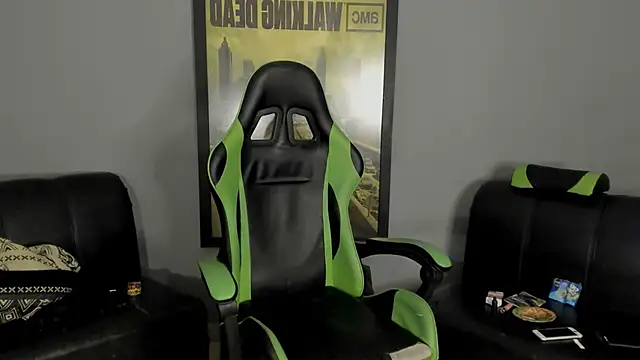 Snapshot of jamesinked_ chatting on February 3, 8:57 pm jamesinked online show from February 3, 8:57 pm