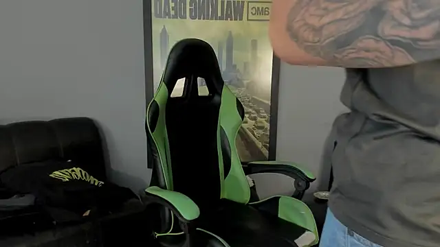 Snapshot of jamesinked_ chatting on February 10, 4:36 pm jamesinked online show from February 10, 4:36 pm