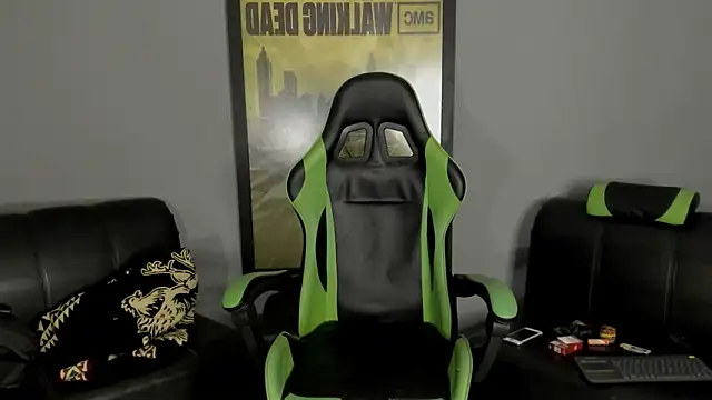 Snapshot of jamesinked_ chatting on February 17, 2:09 am jamesinked online show from February 17, 2:09 am