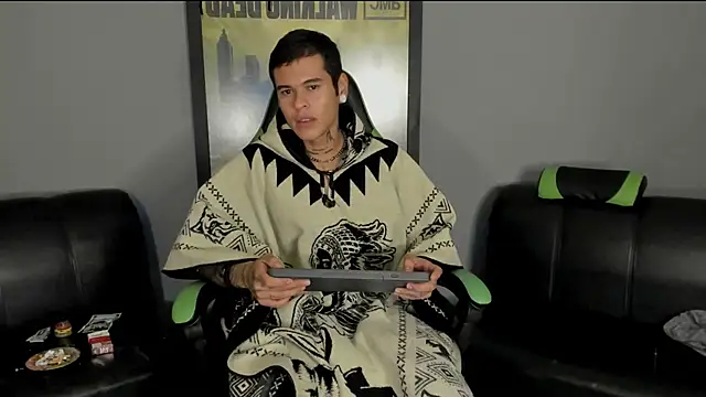 Snapshot of jamesinked_ chatting on February 26, 12:16 am jamesinked online show from February 26, 12:16 am