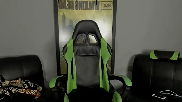 Snapshot of jamesinked_ chatting on March 7, 3:40 am jamesinked online show from March 7, 3:40 am