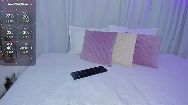 susyy7 online show from February 13, 3:39 am