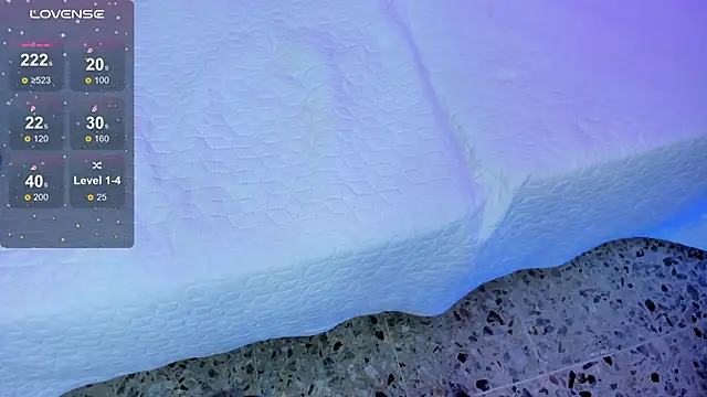 Snapshot of susyy7 chatting on February 16, 3:37 am susyy7 online show from February 16, 3:37 am