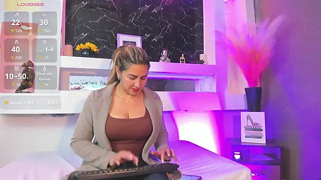 Cinthya mjs online show from March 25, 12:11 pm