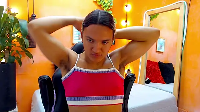 Snapshot of aslyhernandez_7 chatting on December 31, 11:31 am aslyhernandez 7 online show from December 31, 11:31 am