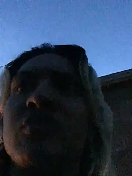 Snapshot of aslyhernandez_7 chatting on January 13, 11:27 pm aslyhernandez 7 online show from January 13, 11:27 pm