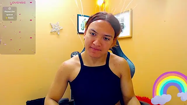 Snapshot of aslyhernandez_7 chatting on March 18, 11:52 am aslyhernandez 7 online show from March 18, 11:52 am