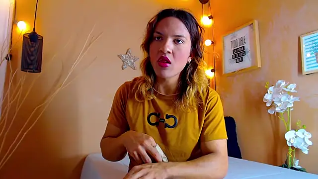 Snapshot of aslyhernandez_7 chatting on September 22, 12:40 pm aslyhernandez 7 online show from September 22, 12:40 pm