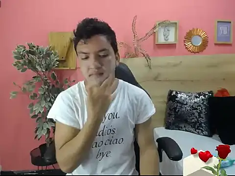 Snapshot of aslyhernandez_7 chatting on February 19, 12:34 pm aslyhernandez 7 online show from February 19, 12:34 pm