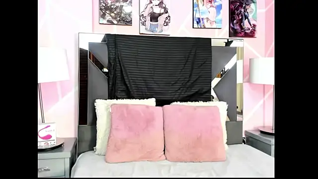 Snapshot of lila_noa chatting on December 20, 7:54 pm lila noa online show from December 20, 7:54 pm