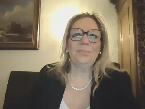 Snapshot of Silkesquirt chatting on December 19, 7:40 am Silkesquirt online show from December 19, 7:40 am