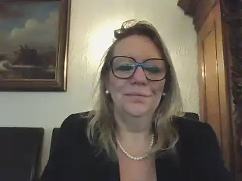 Snapshot of Silkesquirt chatting on December 20, 8:06 am Silkesquirt online show from December 20, 8:06 am