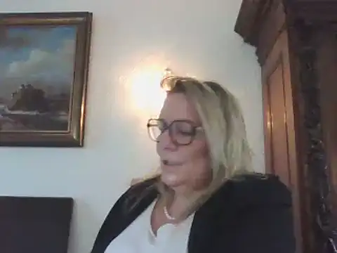 Snapshot of Silkesquirt chatting on January 21, 10:19 am Silkesquirt online show from January 21, 10:19 am