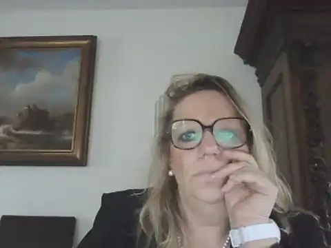 Snapshot of Silkesquirt chatting on January 23, 9:50 am Silkesquirt online show from January 23, 9:50 am