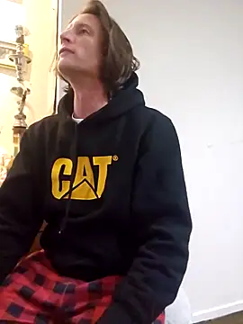 Snapshot of kindbut69 chatting on November 3, 8:37 am kindbut69 online show from November 3, 8:37 am