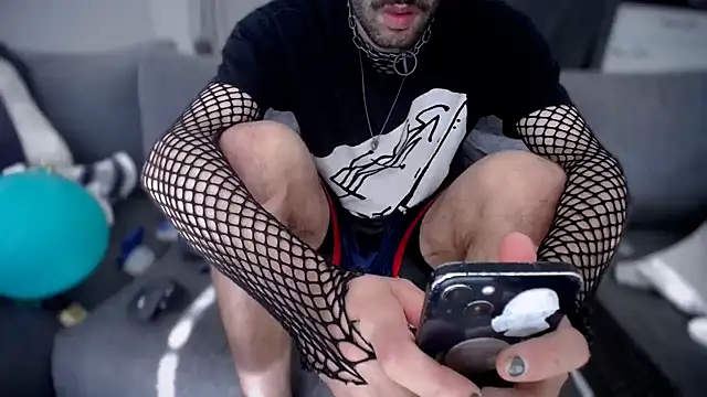 P4RtYBOII92 online show from September 26, 2:21 pm